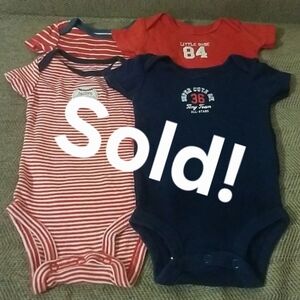 🏖Carter's NB baby boy onesie tops